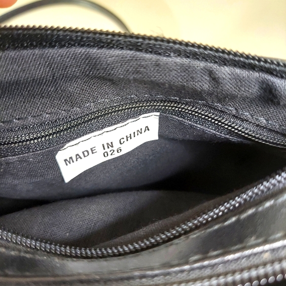 Black & White Leather Patchwork Crossbody Bag - Picture 11 of 12